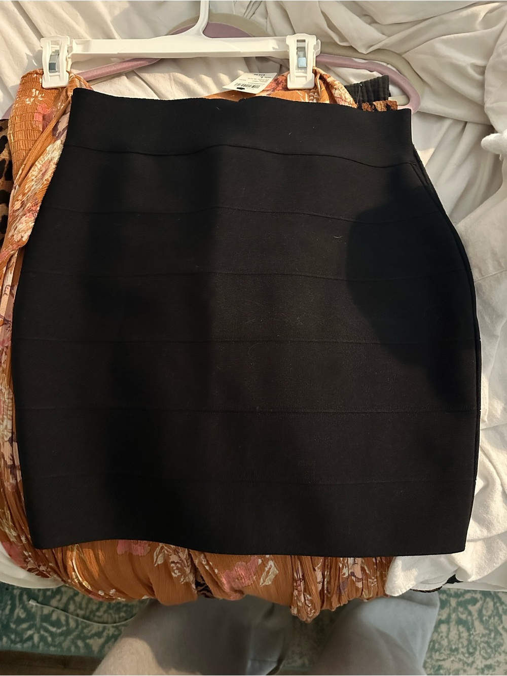 New Windsor bandage style skirt